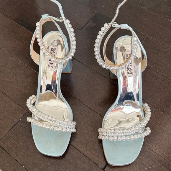 WORN ONCE Badgley Mischka Feisty Pearl Block Heels - Picture 9 of 15